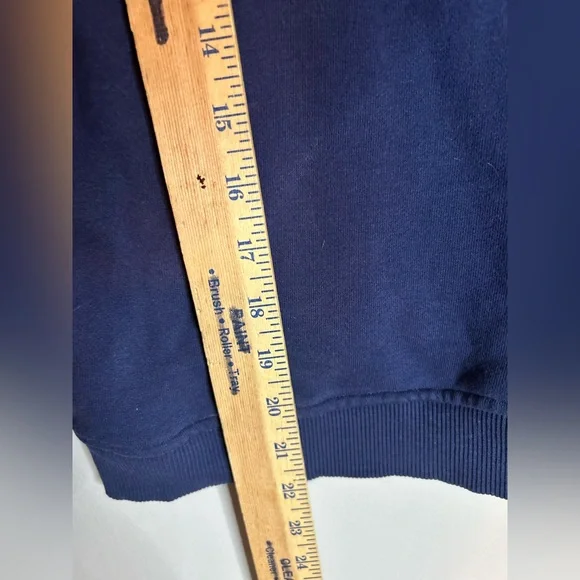 ✌️4 for $20✌️ Herschel hoodie - Picture 7 of 9